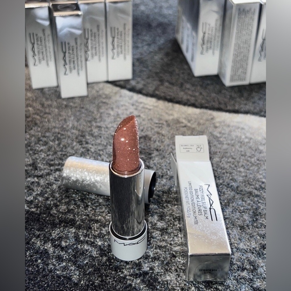 New! SOLDOUT MAC Cosmetics Fizzy Feels Taste for Bubbles lip balm